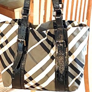 Authentic beautiful black and white Burberry tote